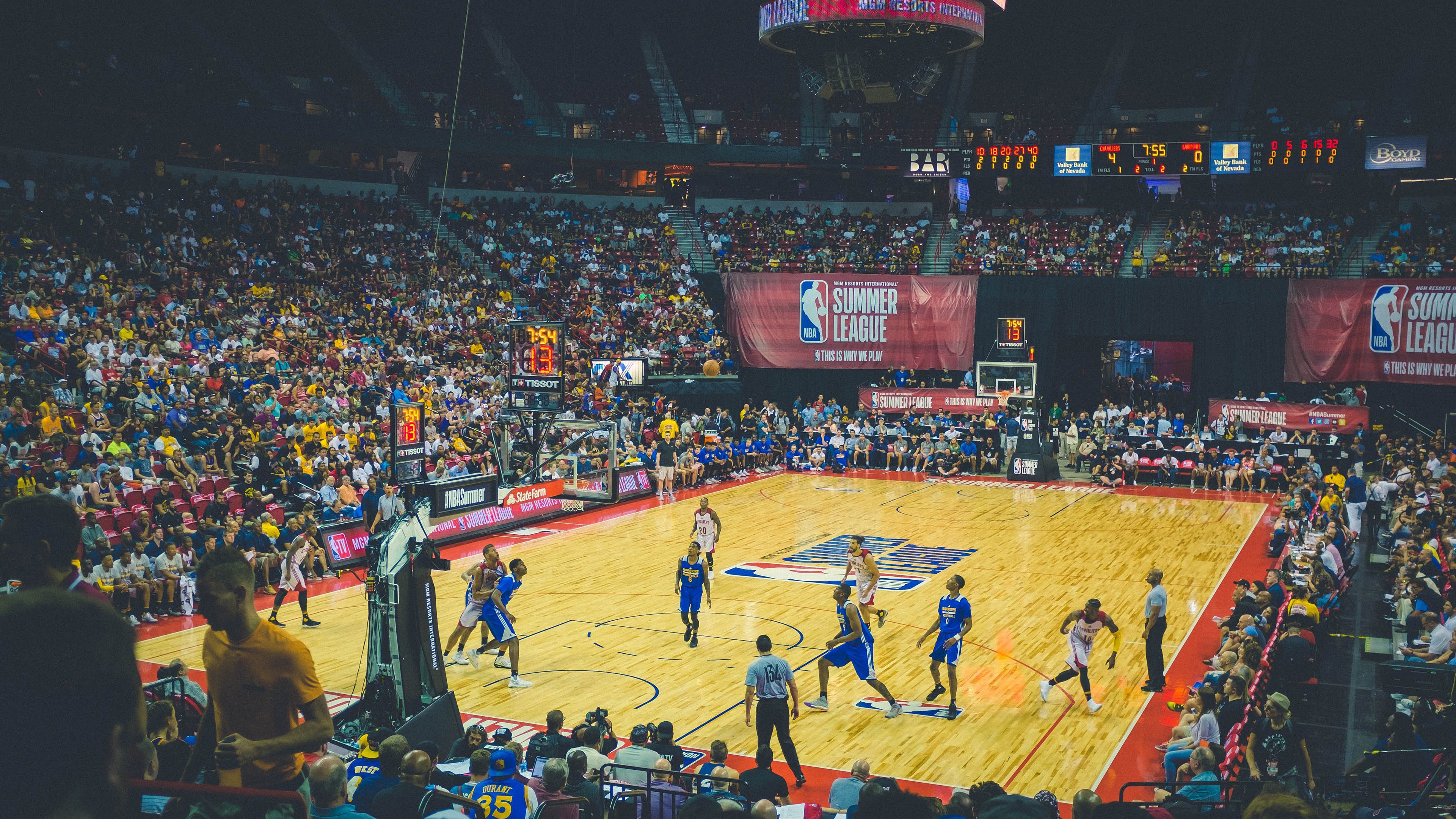 全国跳绳大赛推广体能训练新理念，全国跳绳运动推广中心成立