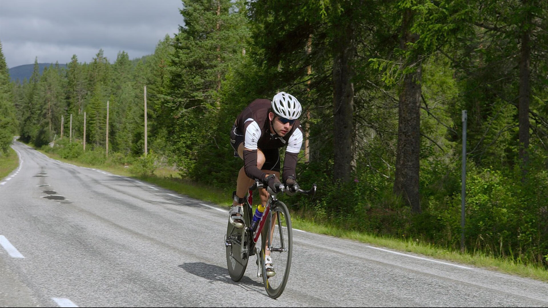 慢节奏控场是否能有效压制对方内线冲击,慢节奏策略游戏
